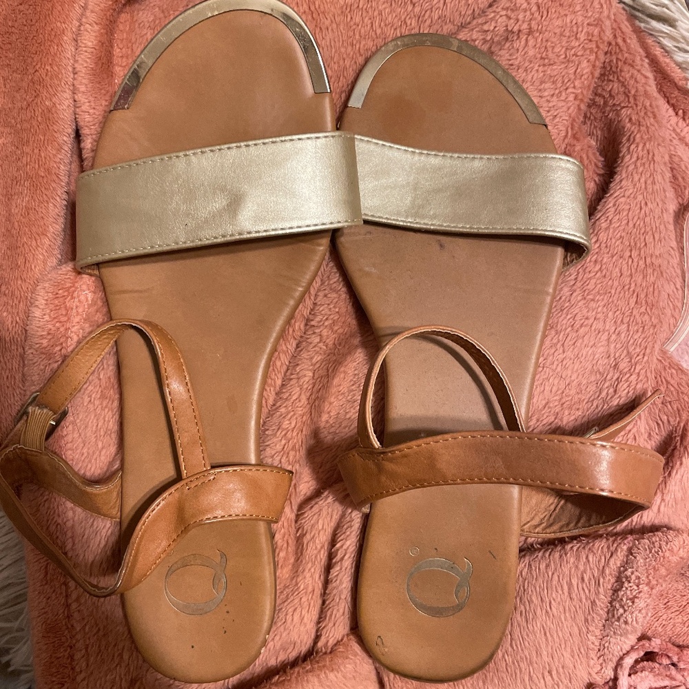Summer sandals
